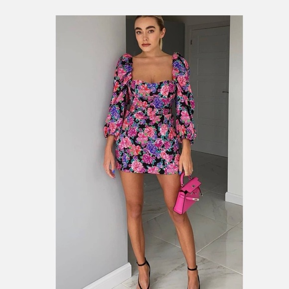 Zara Dresses & Skirts - BLOGGERS FAVE NWOT ZARA Purple Pink Sheath Dress with Puff Sleeves